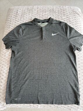 Nike Men's Heather Gray Short-Sleeve Polo with White Swoosh